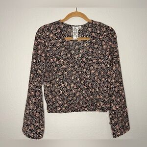 Sadie & Sage Floral Crop Top Flare Sleeves V Neck Women’s XS